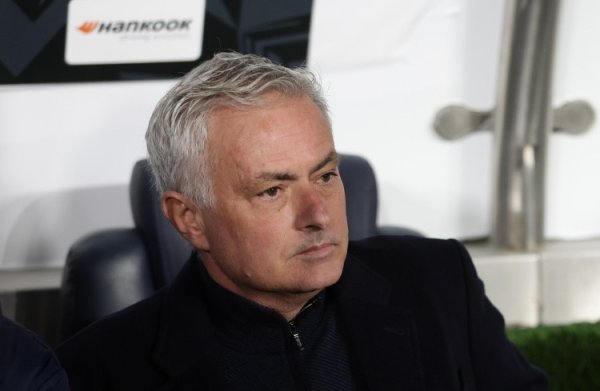 Chelsea former player: Mourinho can t retire too early, he can still compete for the highest level of honor