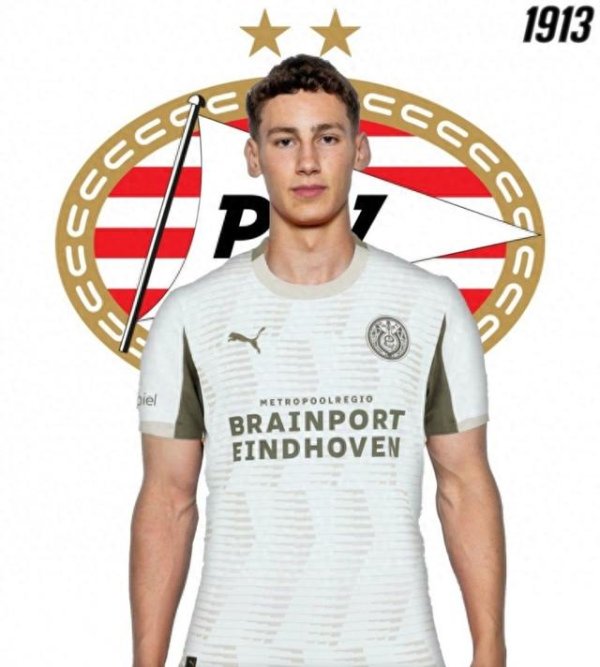Dutch media: Eindhoven reached an agreement with Van Bomel s son, with the transfer fee of about 15 million euros